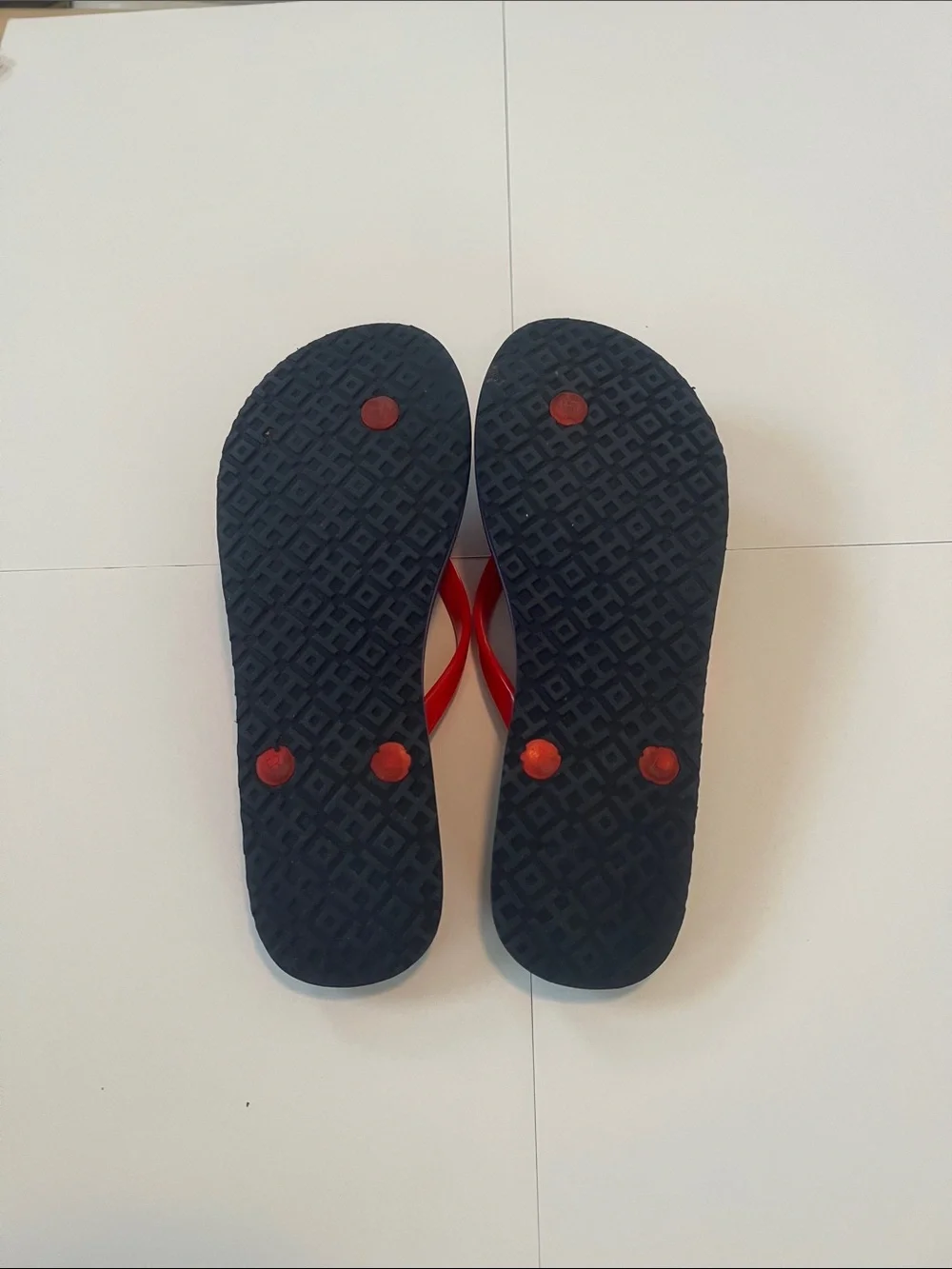 Tory Burch Women’s Navy Heart-Print Flip Flops with Coral Straps